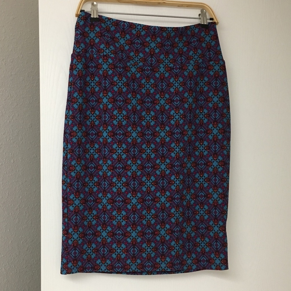 ❌SOLD❌ 💟 NWT LuLaRoe Cassie Skirt - Size L